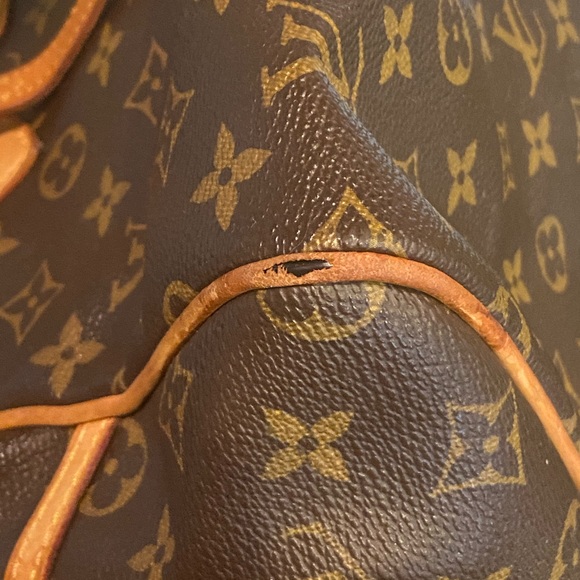 Louis Vuitton Montorgueil PM Monogram Purse - Picture 14 of 16